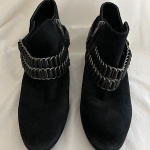 Sam Edelman Posey Short Black Suede Leather Chain Boots 9.5